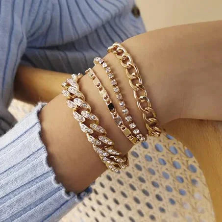 3 Bracelete gold